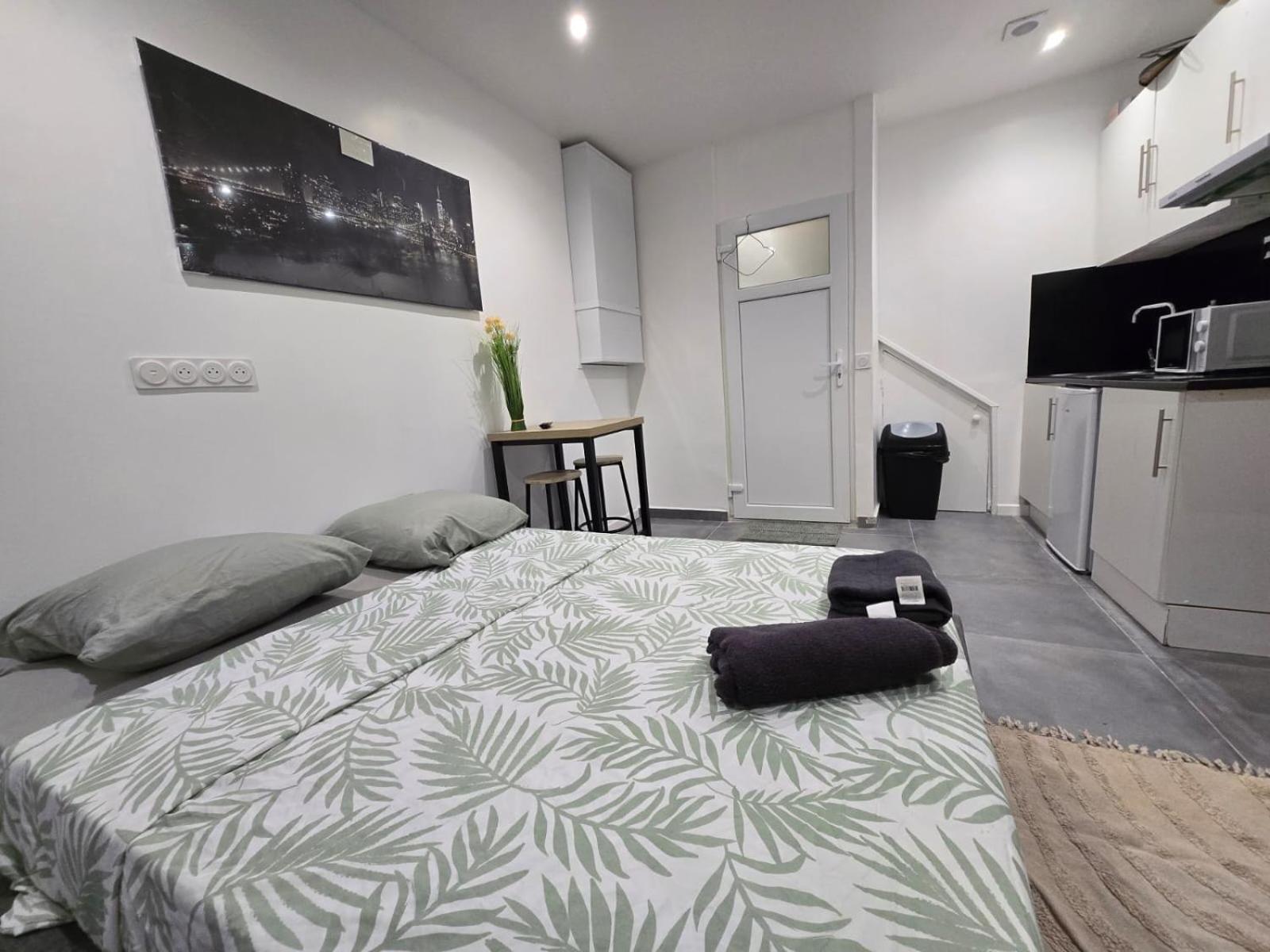 2 Studio Cosy Wifi A Meulan Exterior photo